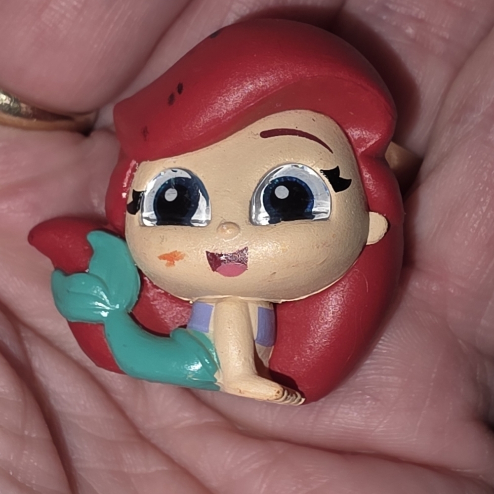 Disney DOORABLES Little Mermaid Mini Figure Red Hair Teal Disney MINI